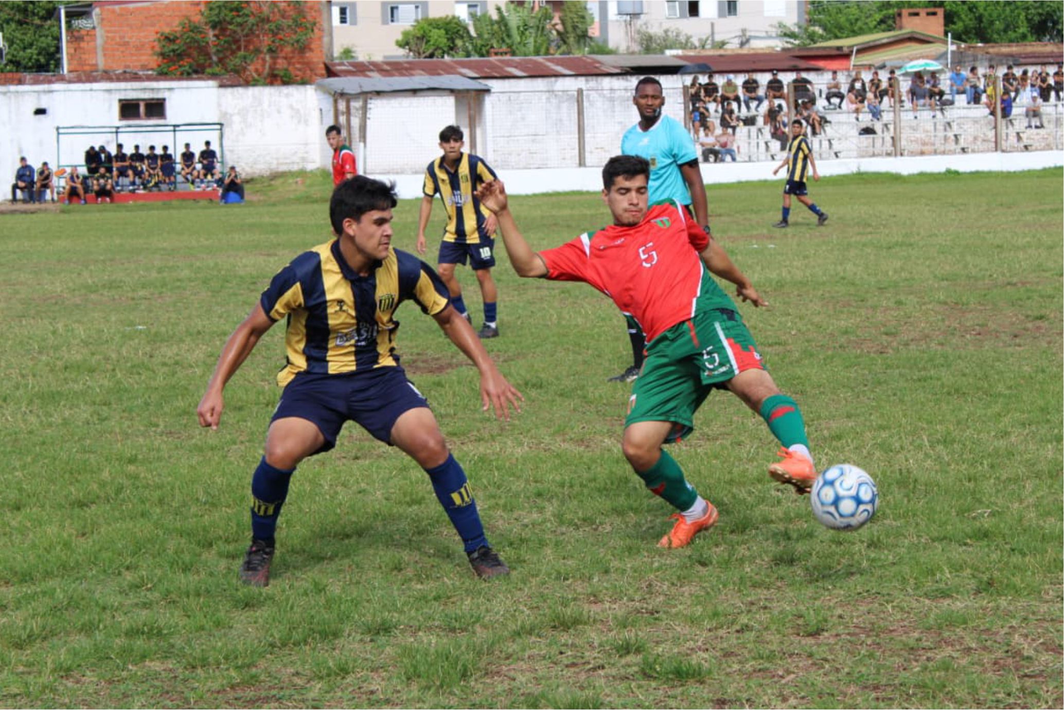 Mitre perdió ante Brown en Villa Urquiza, pero conserva la punta del Clausura posadeño
